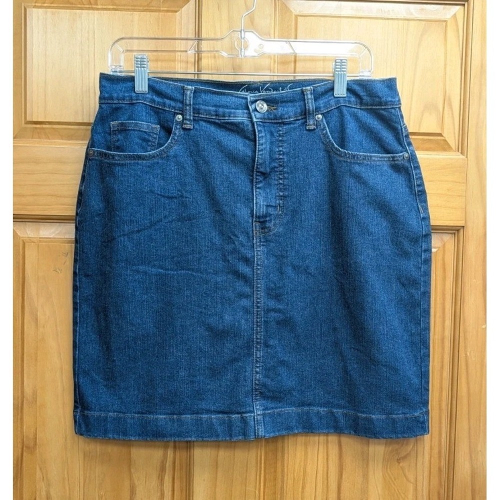 Gloria Vanderbilt Women's 10 Blue Denim Skirt All Around Slimming Effect Pencil